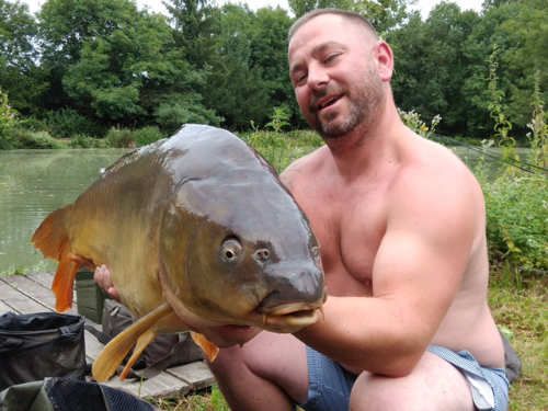 home-mirror-carp